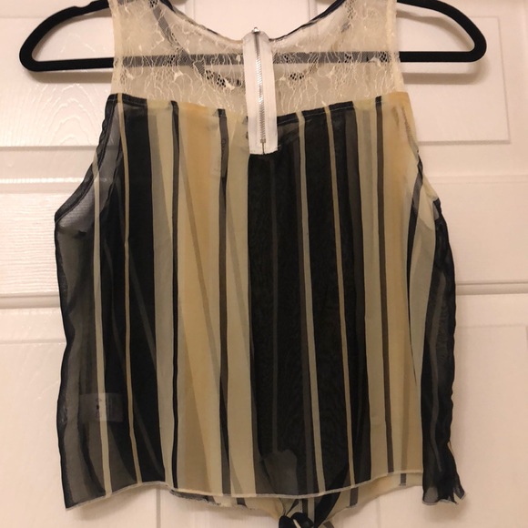 Top - Picture 2 of 2